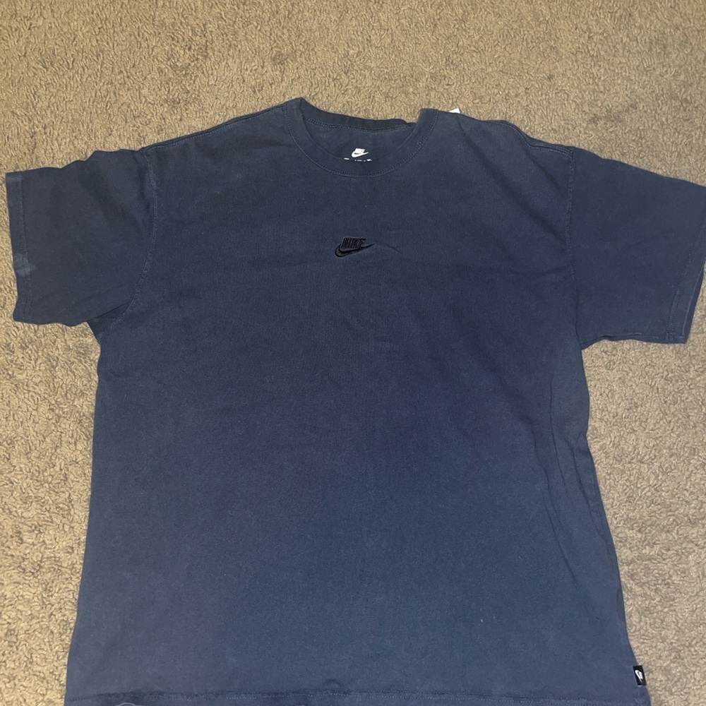 Vintage nike center swoosh Tee large